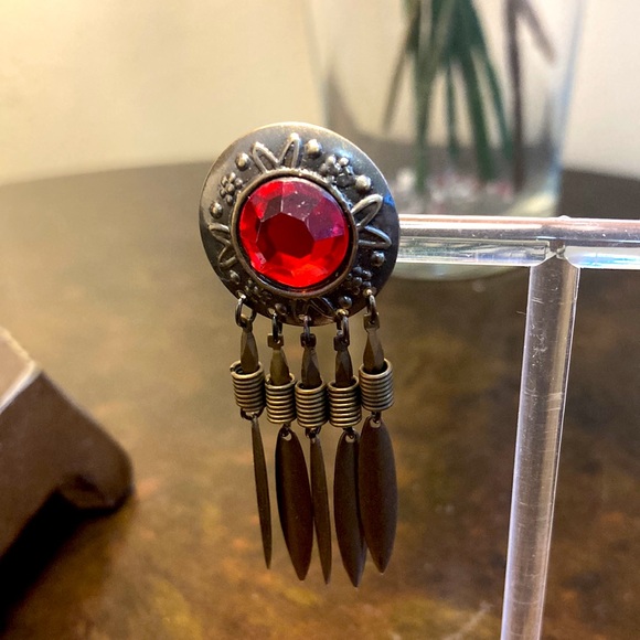 Red Vintage earrings - Picture 2 of 3